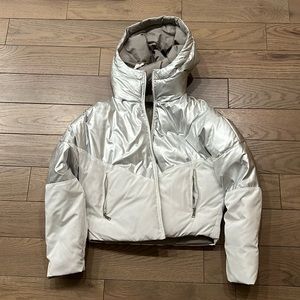 Andrew Marc reversible white grey down coat, size s, NWOT
